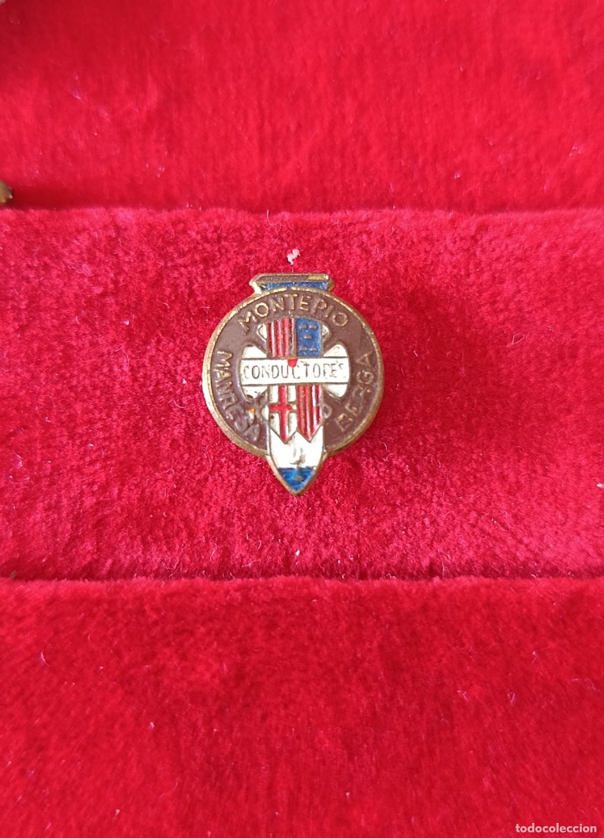 Pins de colecci&oacute;n: PIN DE OJAL SOLAPA. CONDUCTORES MANRESA MONTEPIO BERNA