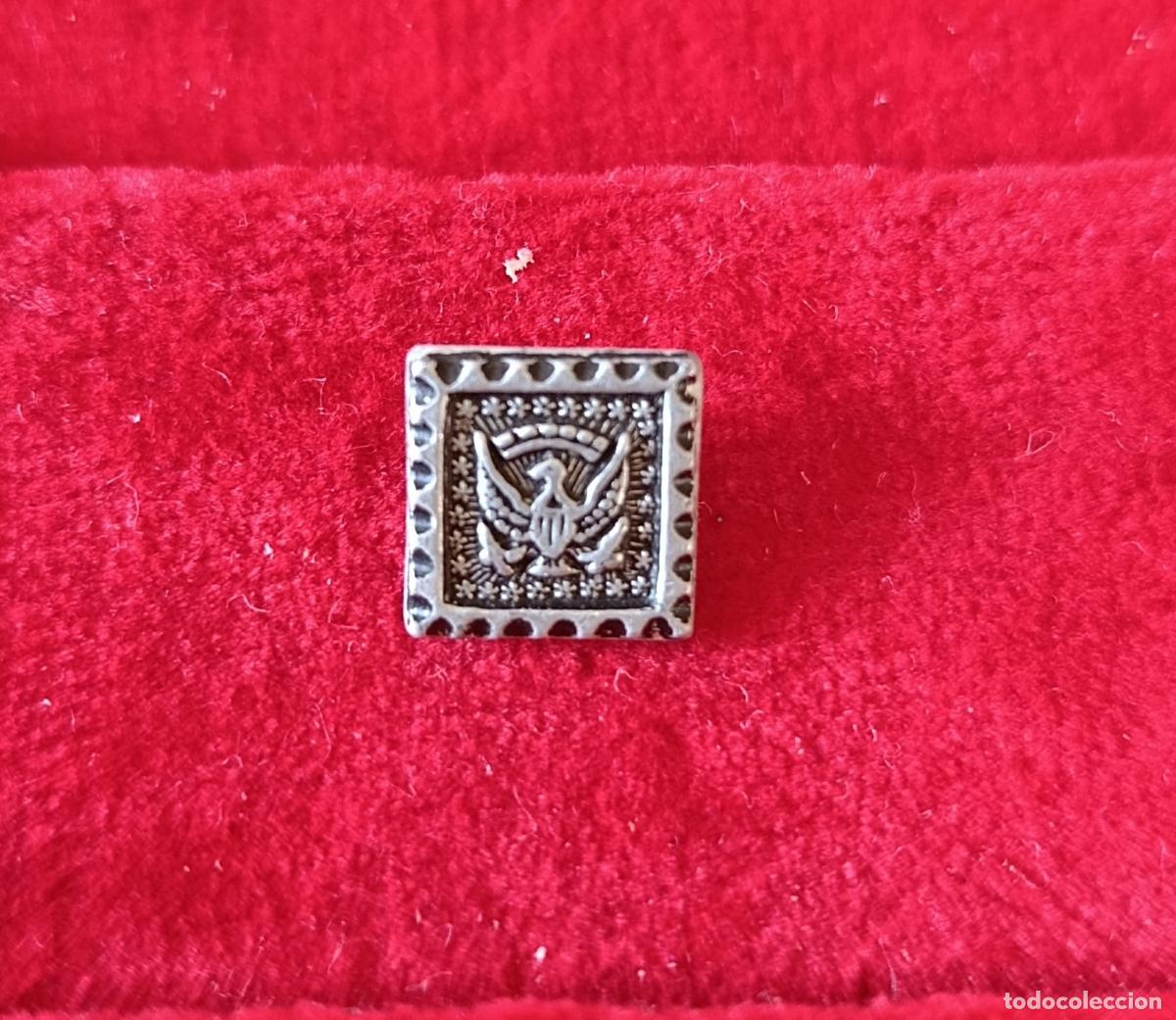 Pins de colecci&oacute;n: PEQUE&Ntilde;O BOT&Oacute;N CUADRADO. AGUILA