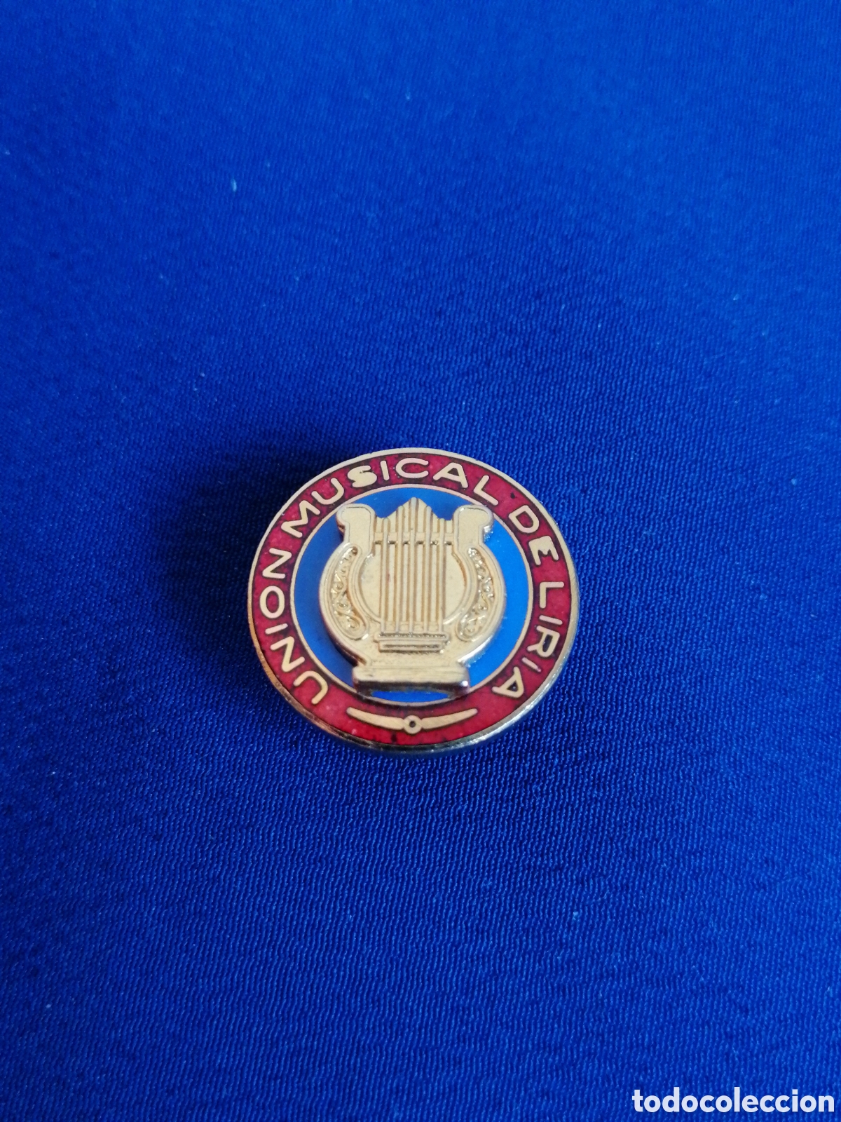 Pin's de collection: UNI&Oacute;N MUSICAL DE LIRIA INSIGNIA DE OJAL