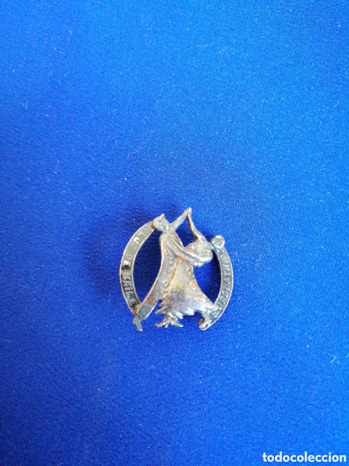 Pin's de collection: CLUB DE BAILE BURGLATINO INSIGNIA DE ALFILER