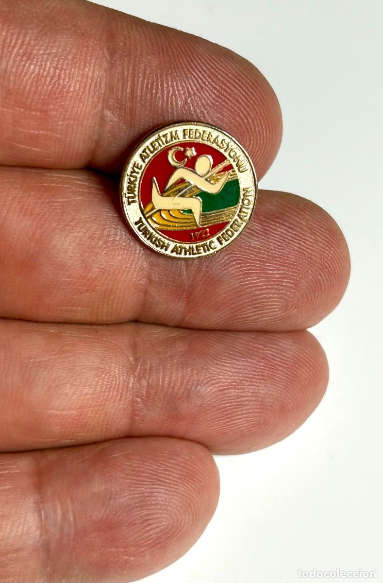 Pins de colecci&oacute;n: 3865.Pin oficial de la Federaci&oacute;n Turca de Atletismo (T&uuml;rkiye Atletizm Federasyonu o TAF)