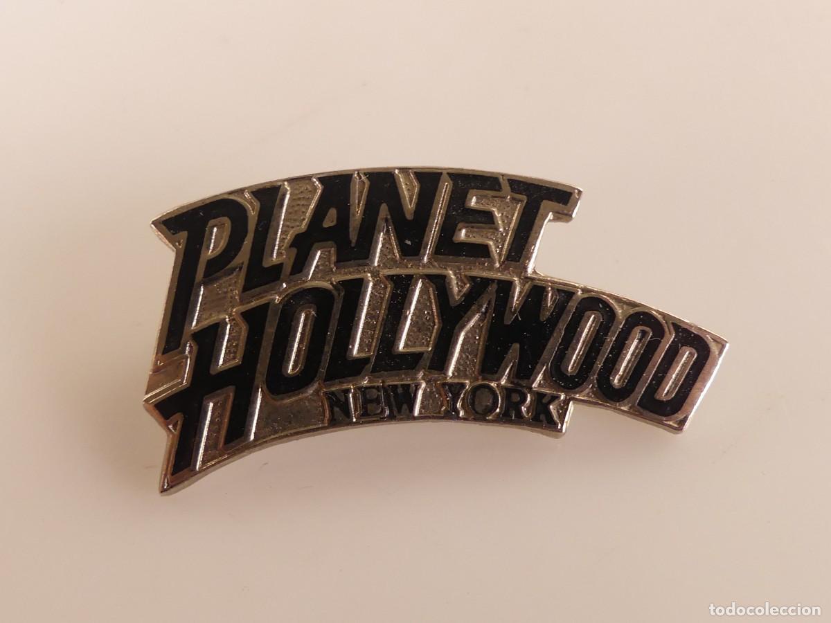 Pins de colecci&oacute;n: PIN INSIGNIA DE COLECCION - PLANET HOLLYWOOD NEW YORK