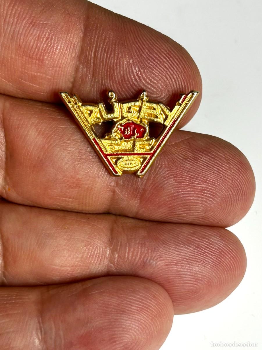 Pins de colecci&oacute;n: 3870.Pin muy escaso de la Federaci&oacute;n C&aacute;ntabra de Rugby fundada en el a&ntilde;o 1941
