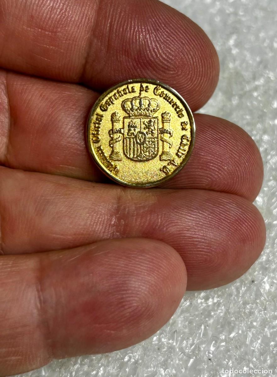 Pins de colecci&oacute;n: 3880.Pin institucional antiguo de la C&aacute;mara Oficial Espa&ntilde;ola de Comercio en Chile