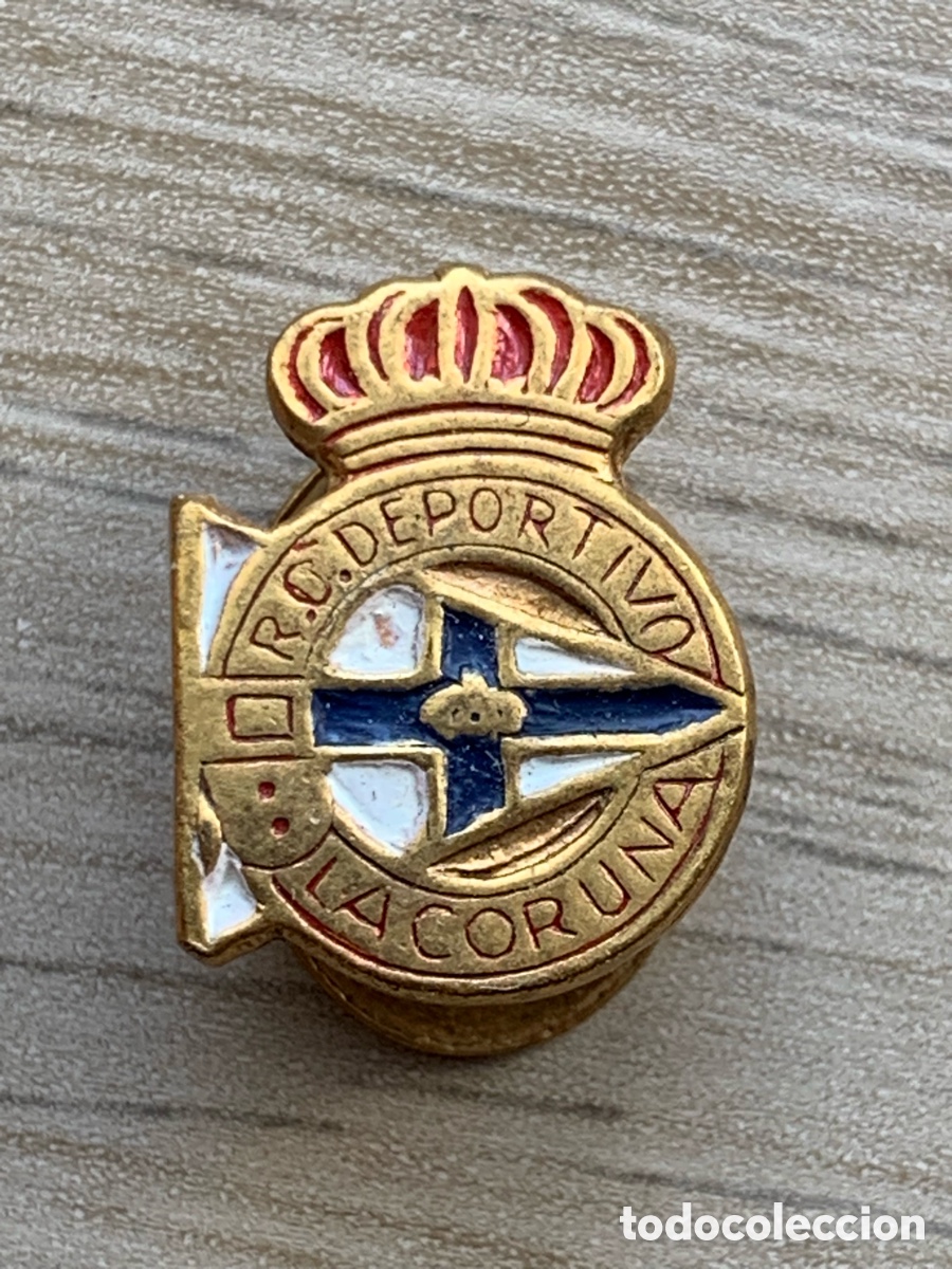 Pins de colecci&oacute;n: &bull;PIN INSIGNIA DE SOLAPA DE FUTBOL CLUB DEPORTIVO LA CORU&Ntilde;A