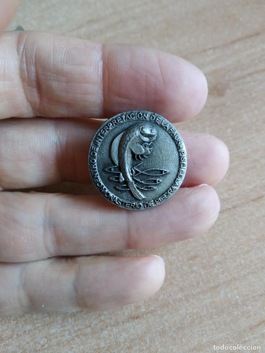 Pin's de collection: PIN CENTRO INTERPRETACI&Oacute;N FAUNA PISC&Iacute;COLA. MONASTERIO DE PIEDRA. ZARAGOZA. ARAG&Oacute;N