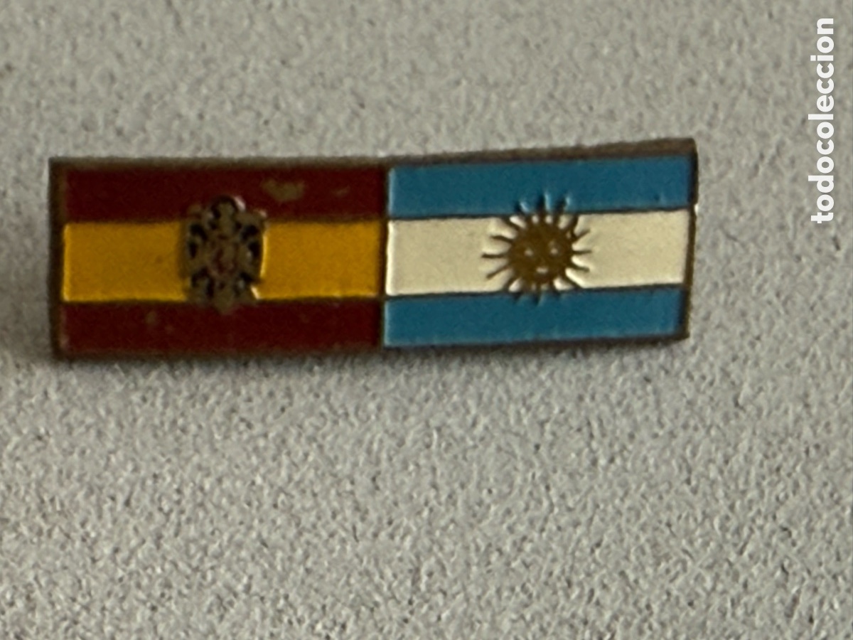 Pins de colecci&oacute;n: Insignia a&ntilde;os 60. ESPA&Ntilde;A-ARGENTINA