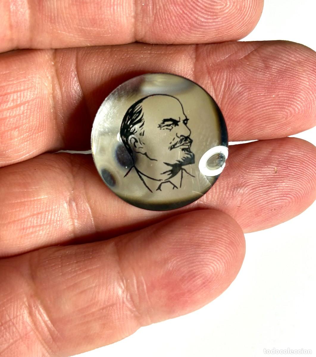 Pins de colecci&oacute;n: 3910.Pin de solapa vintage de la URSS con el perfil del l&iacute;der revolucionario marxista Vlad&iacute;mir Lenin