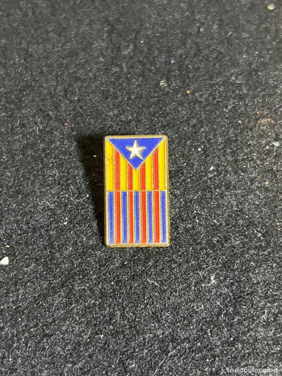 Pins de cole&ccedil;&atilde;o: Pin FCB Estelada Independentista Vintage Insignia Bar&ccedil;a Blaugrana Metal Esmaltado