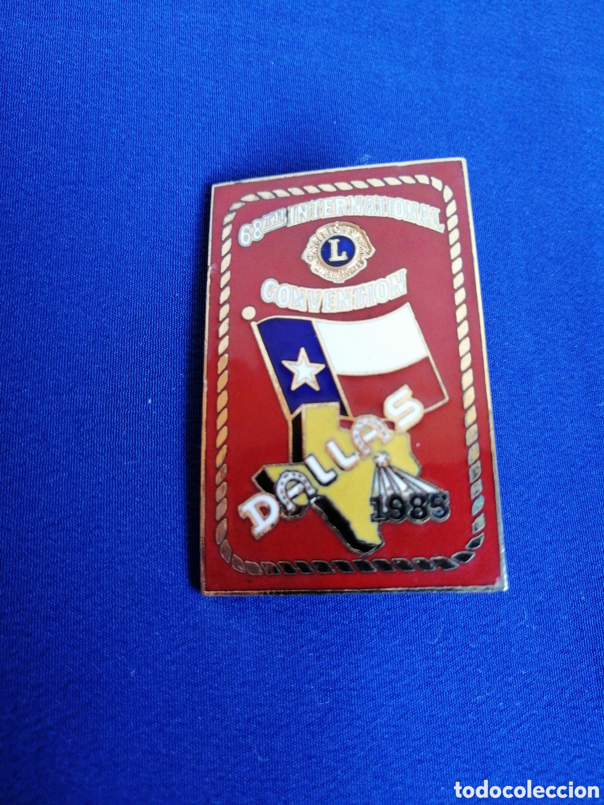 Pins de cole&ccedil;&atilde;o: LIONS INTERNACIONAL DALLAS 68 CONVETION 1985 PIN GRAN TAMA&Ntilde;O