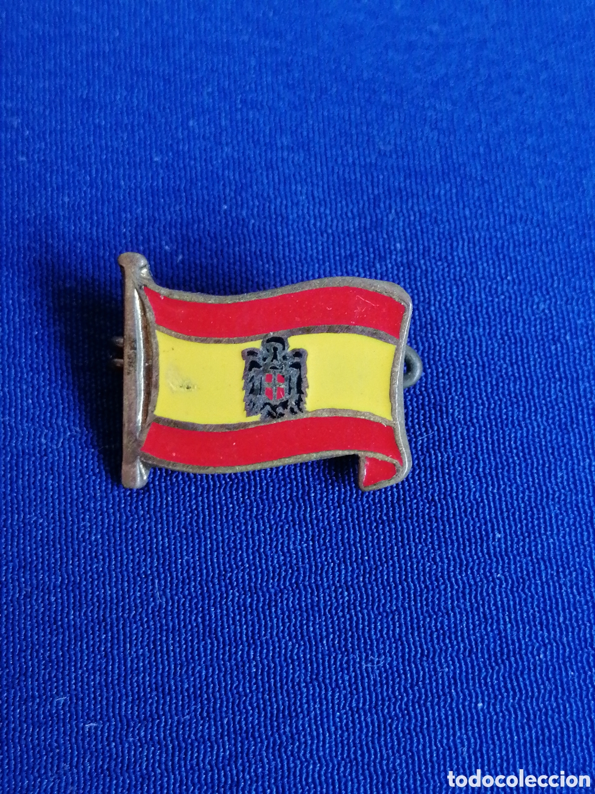 Pins de colecci&oacute;n: BANDERA DE ESPA&Ntilde;A AGUILA DE SAN JUAN - &Eacute;POCA FRANQUISTA INSIGNIA DE ALFILER ANTIGUA