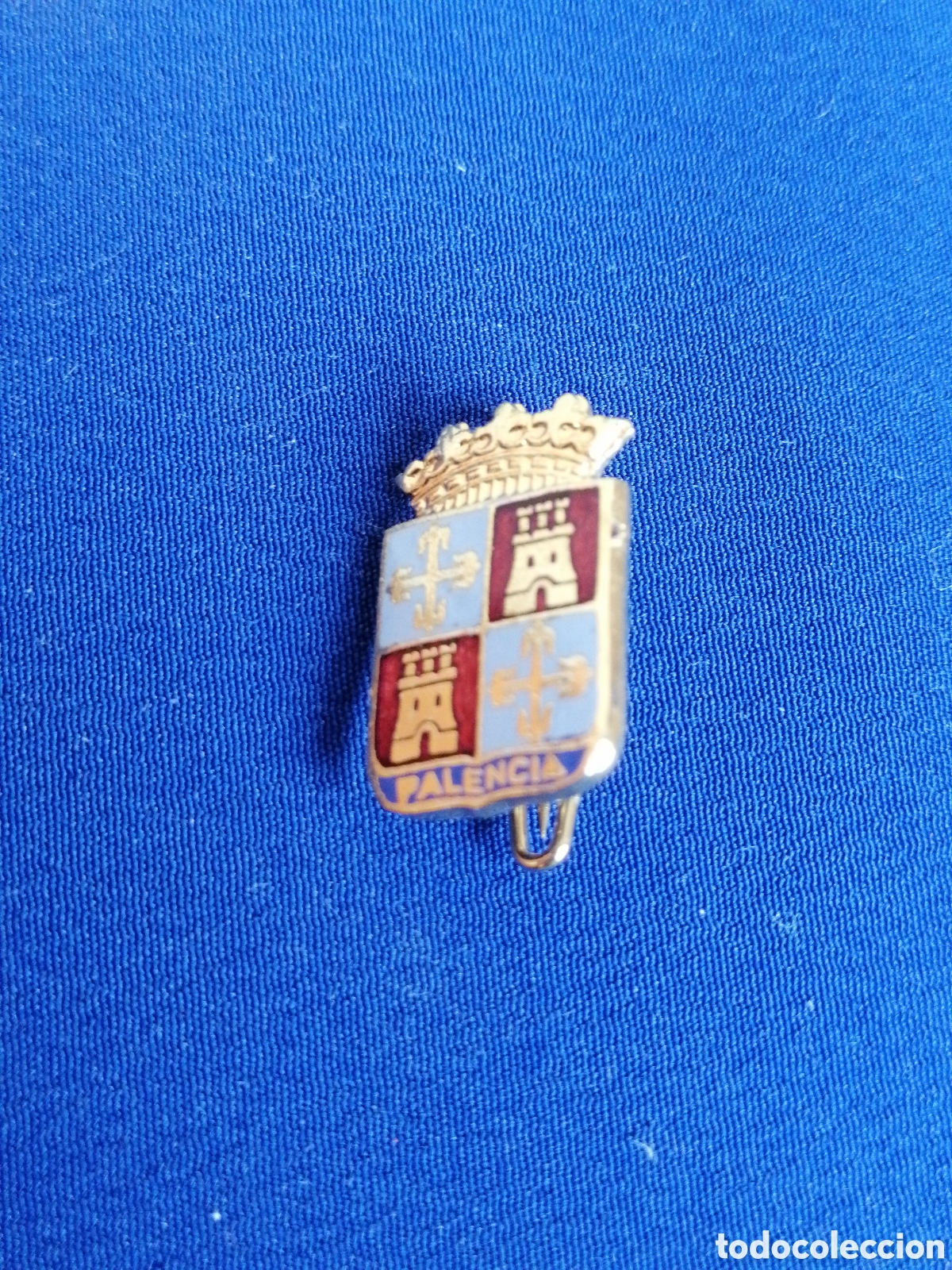 Pin's de collection: ESCUDO HER&Aacute;LDICO PALENCIA INSIGNIA DE ALFILER