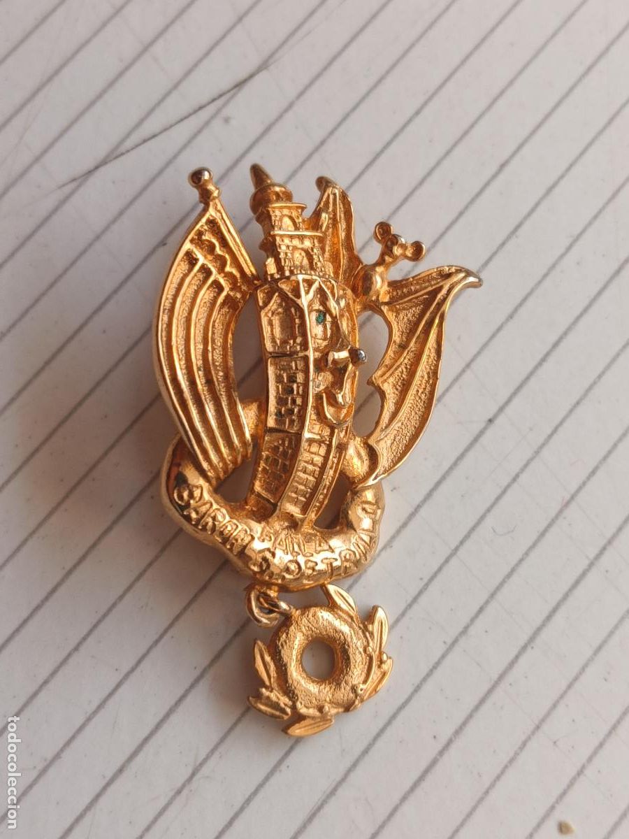 Sammlung von Pins: Valencia. Insignia de la falla Bar&oacute;n de San Petrillo