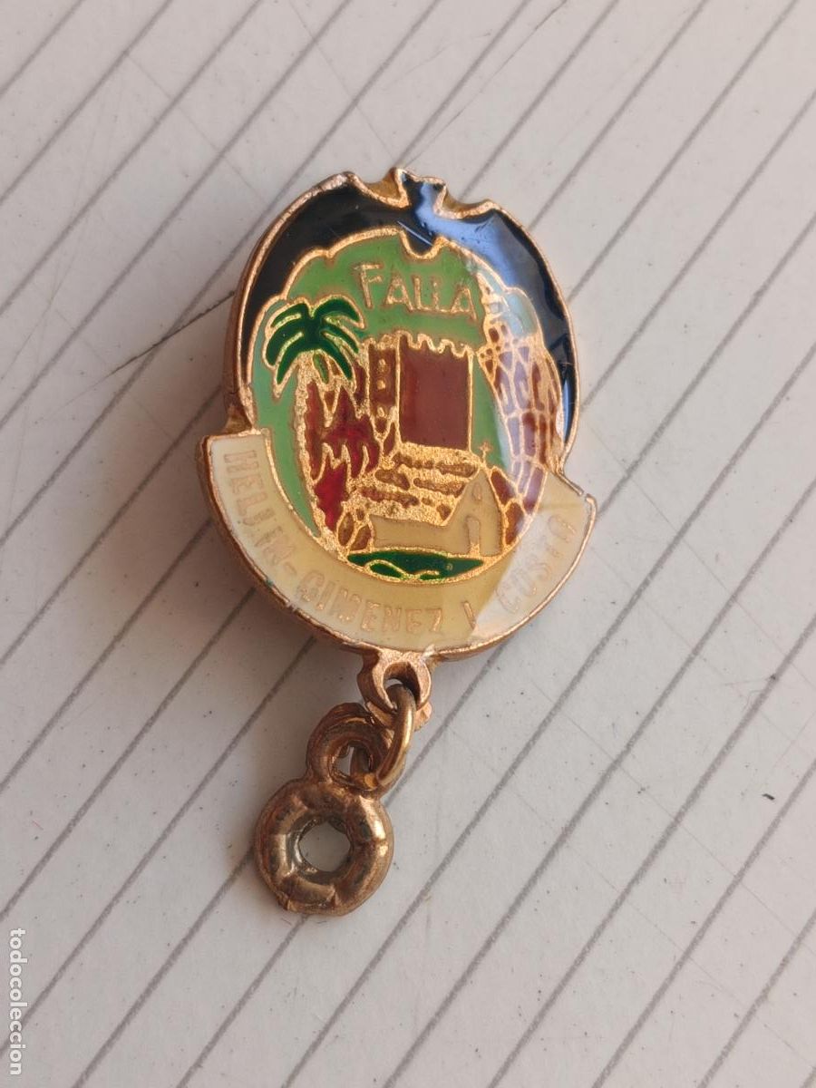 Pins de colecci&oacute;n: Valencia. Insignia de la falla Hell&iacute;n Jim&eacute;nez y Costa