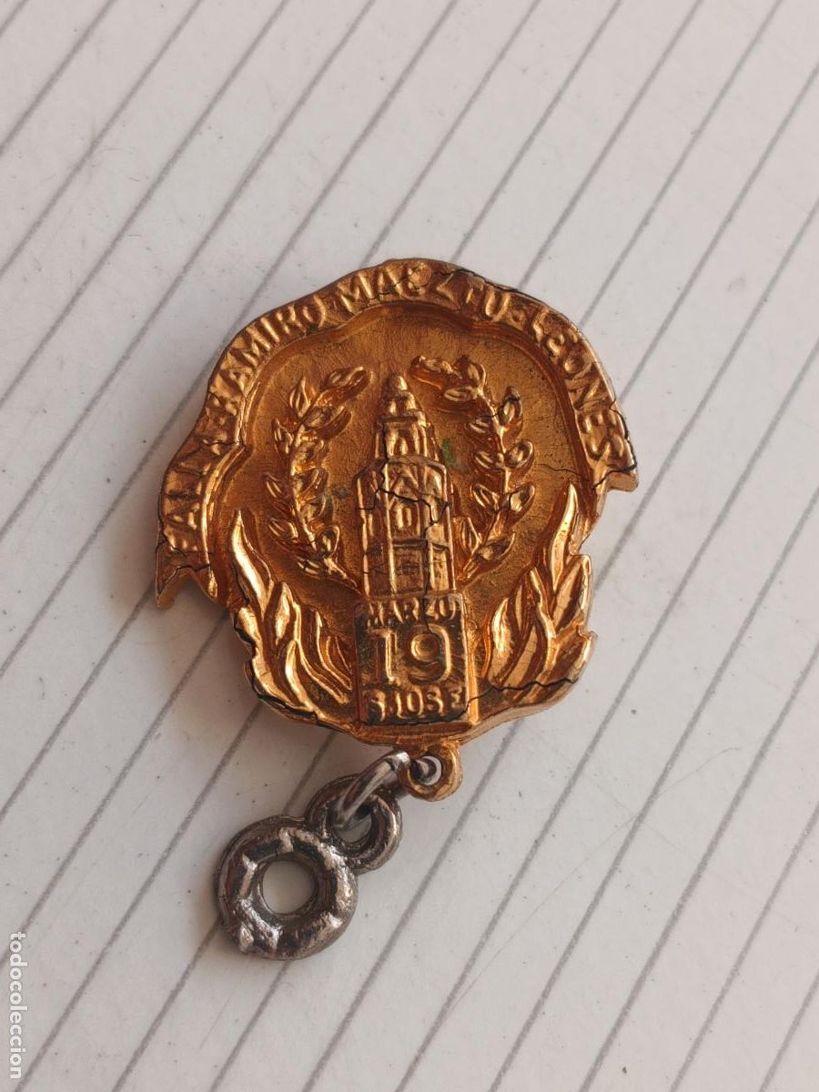 Pins de colecci&oacute;n: Valencia. Insignia de la falla Ramiro de Maeztu