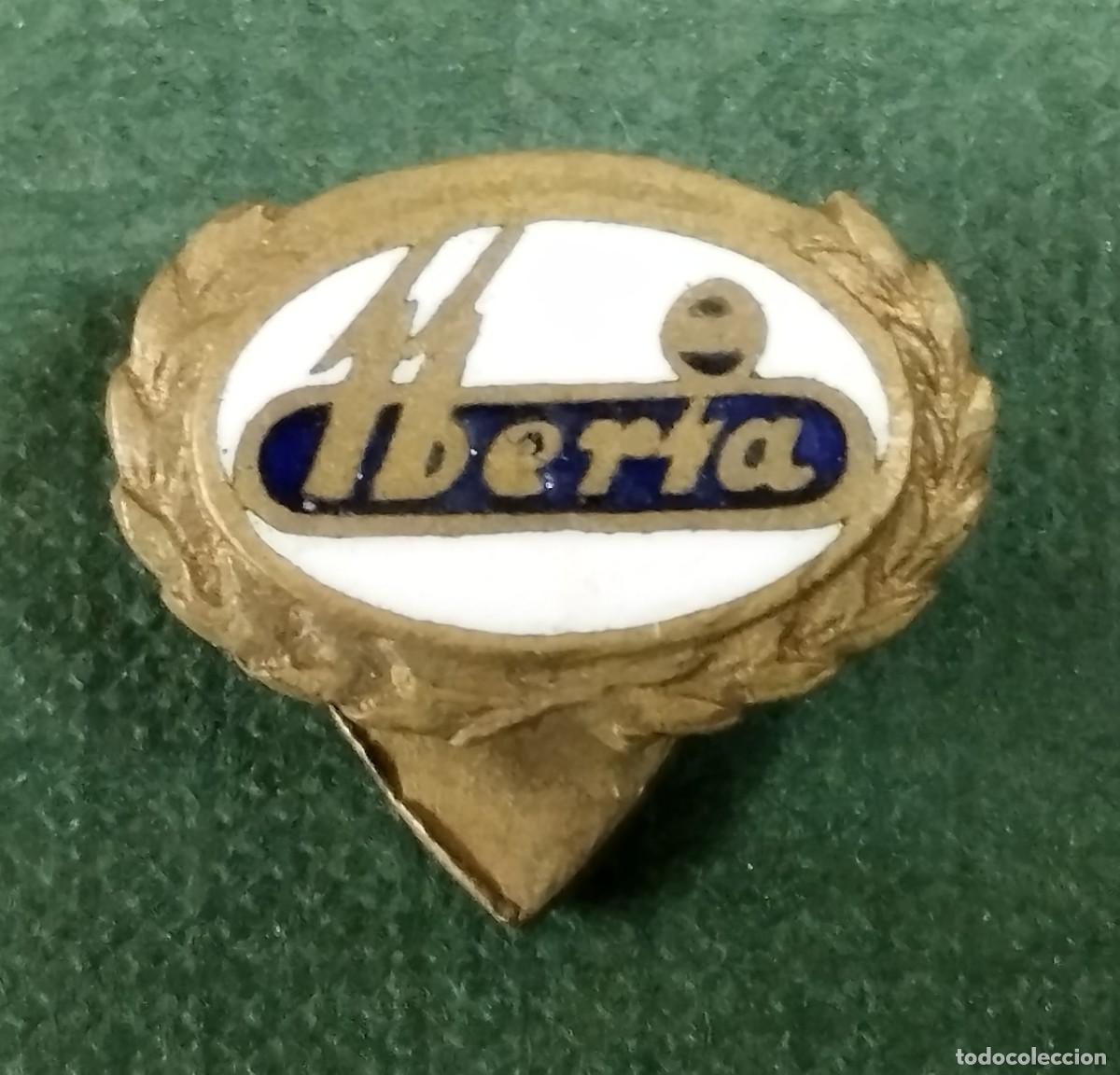 Pins de colecci&oacute;n: ANTIGUO PIN DE OJAL IBERIA RADIO PUBLICIDAD