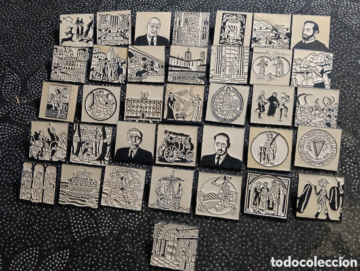 Pins de colecci&oacute;n: Colecci&oacute;n completa de los 36 pins del Diario Avui (TOT EN CATALA) Completos