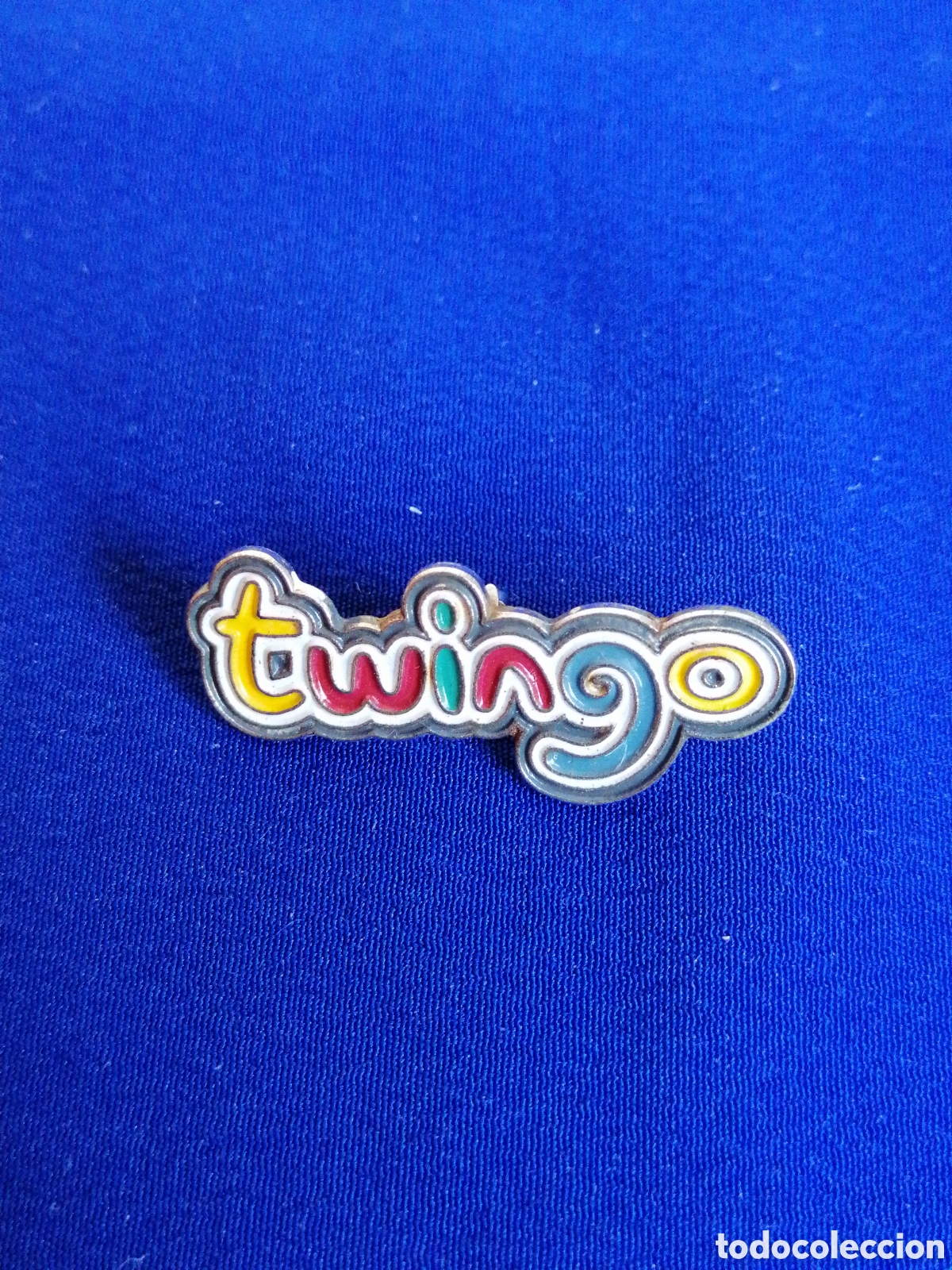 Collection pins: RENAULT TWINGO - PIN