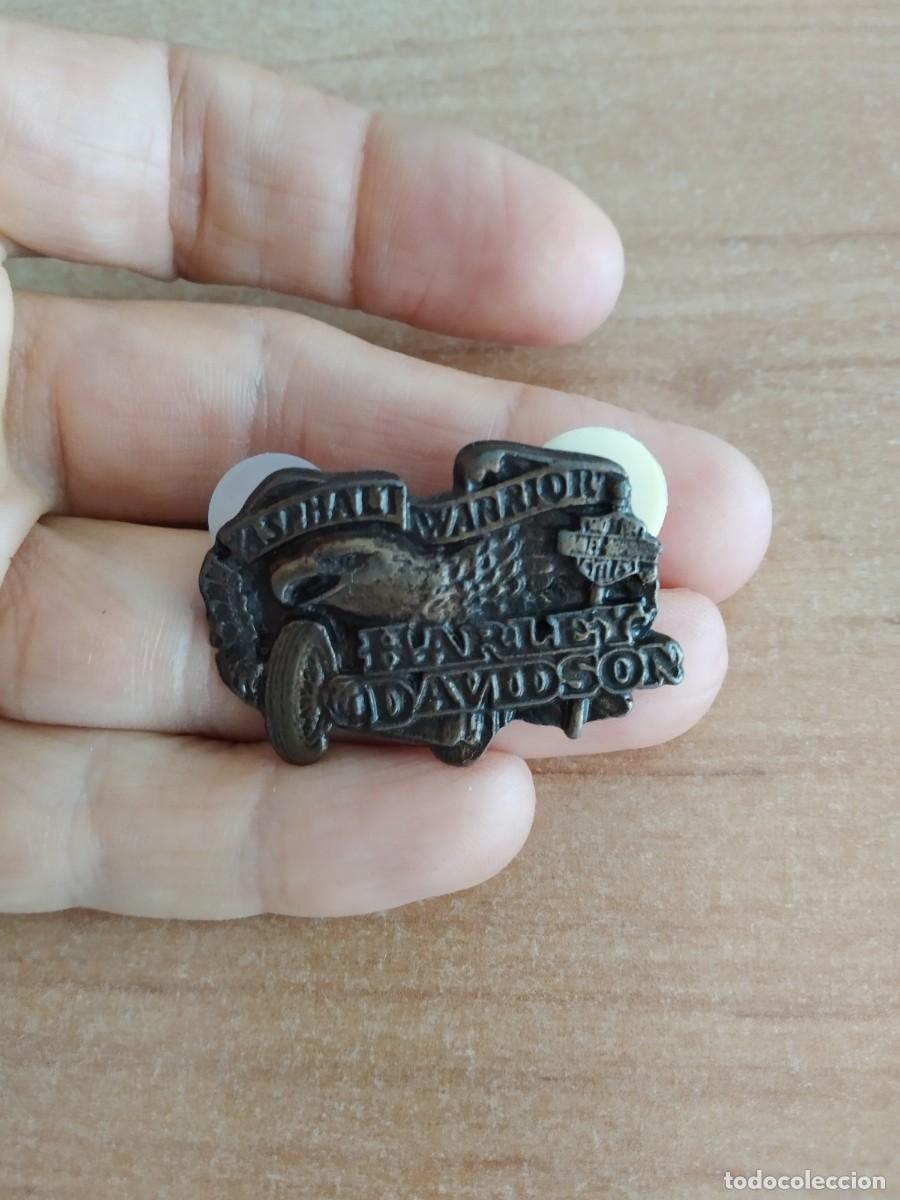 Pins de cole&ccedil;&atilde;o: PIN HARLEY DAVIDSON ASPHALT WARRIOR. INSIGNIA DE DOBLE CIERRE
