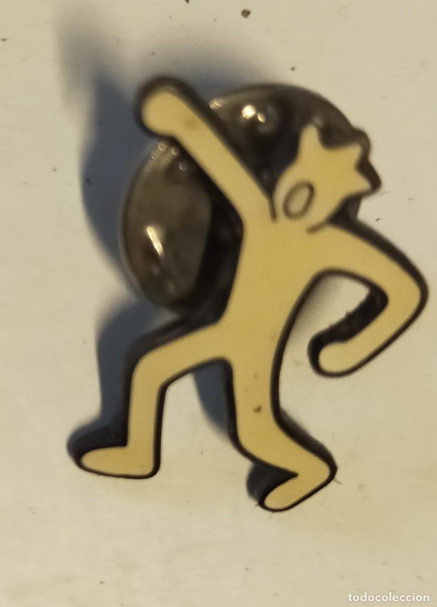 Pins de colecci&oacute;n: PIN DE UN PERSONAJE DESCONOCIDO