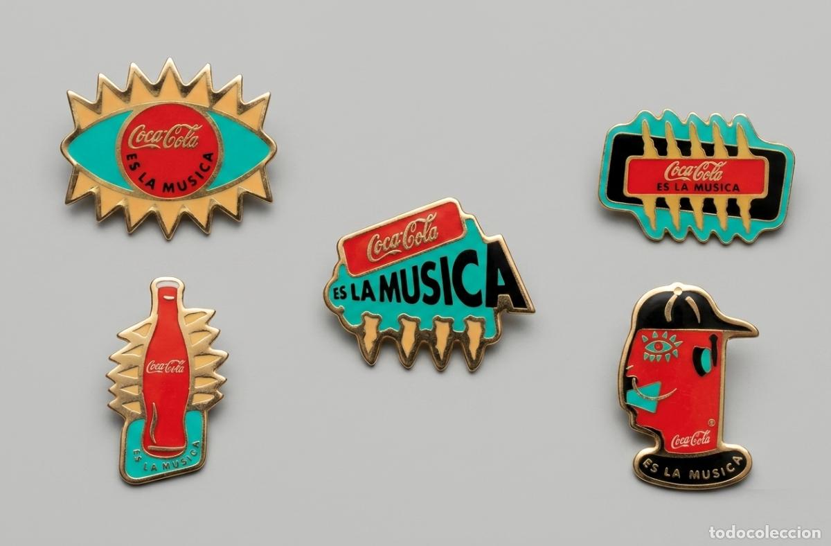 Pins de colecci&oacute;n: Lote 5 Pin COLA COLA Es la M&uacute;sica