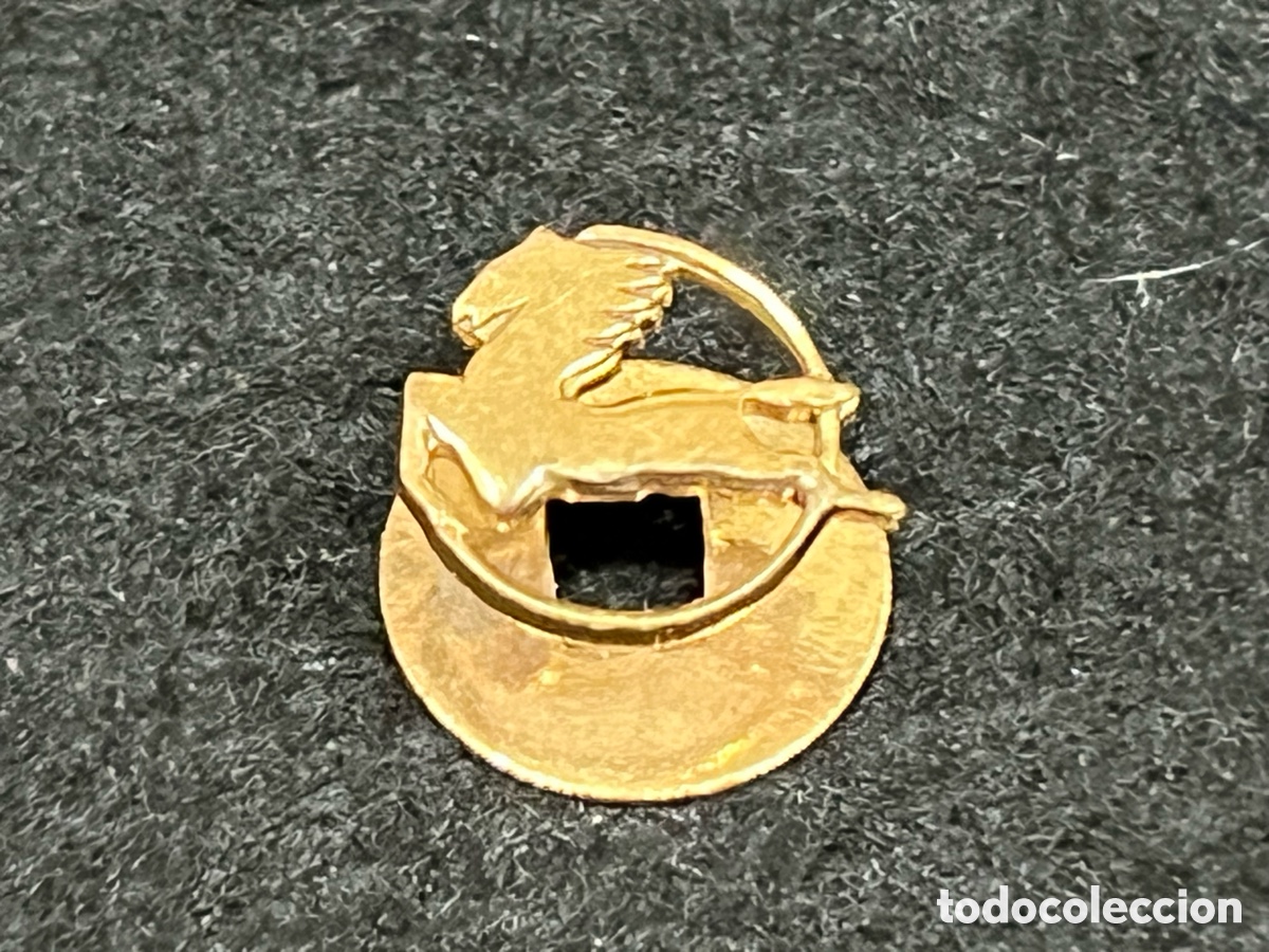 Pins de colecci&oacute;n: PEGASO CAMIONES INSIGNIA DE SOLAPA OJAL PIN AUTOB&Uacute;S