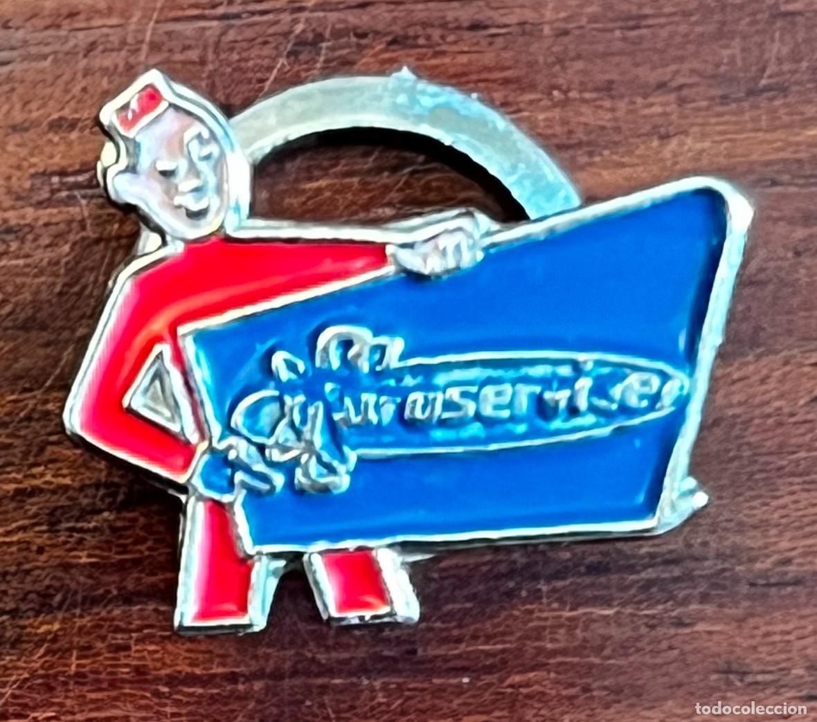 Pin's de collection: ANTIGUA INSIGNIA, PIN PARA OJAL, DE EUROSERVICE