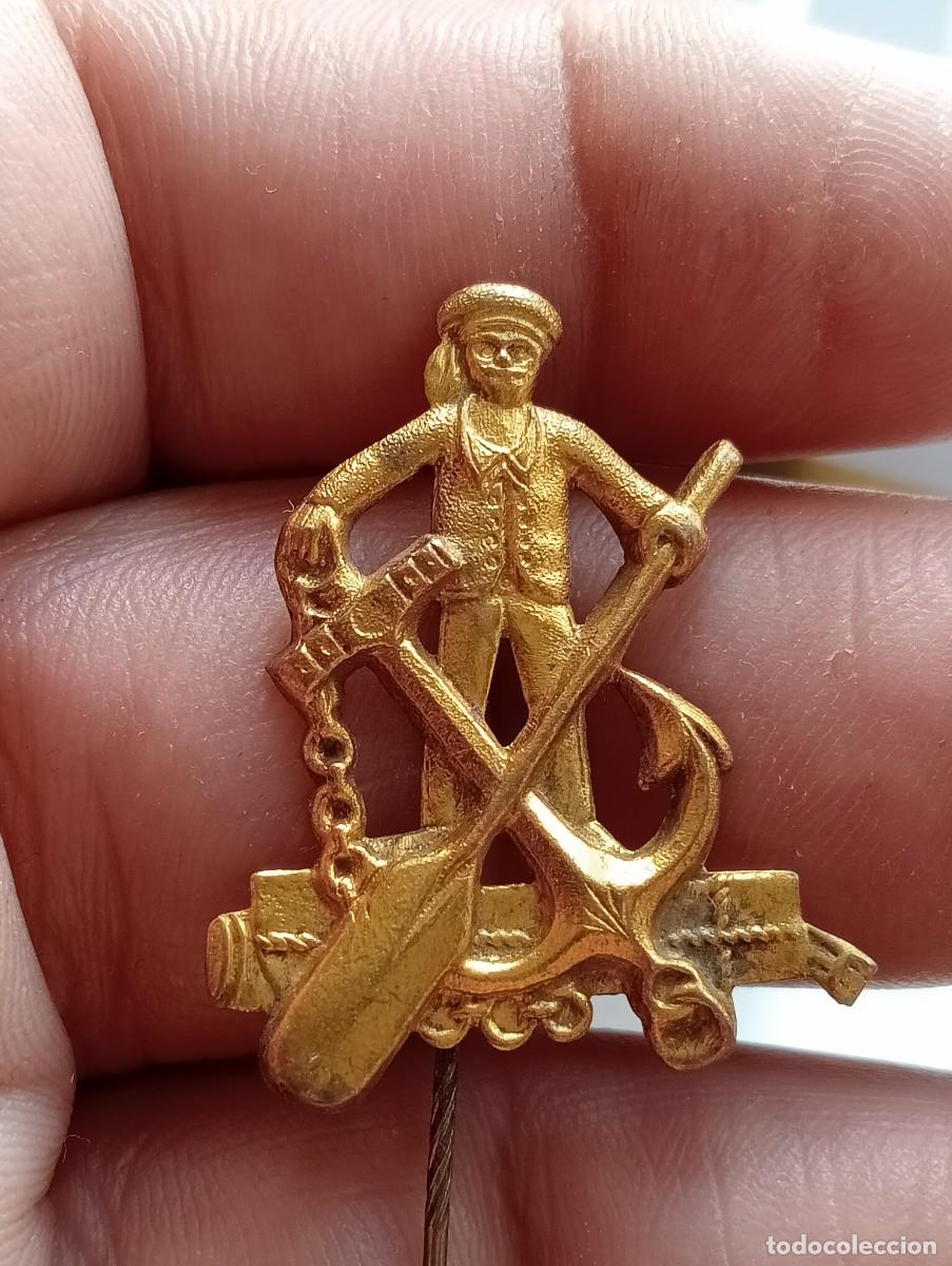 Pins de colecci&oacute;n: INSIGNIA MARINERO CON ANCLA Y REMO CRUZADO PARA IDENTIFICAR ARMADA MARINA MERCANTE PINS ALFILER