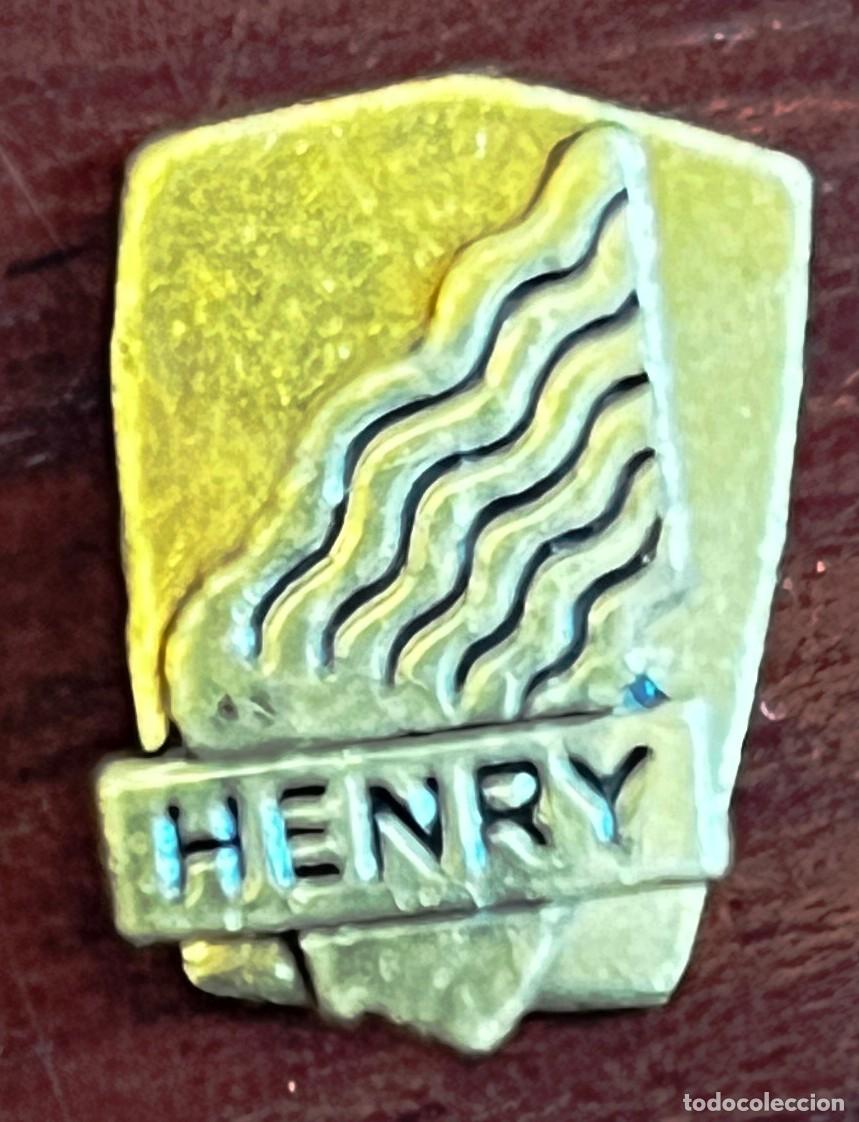 Pins de cole&ccedil;&atilde;o: ANTIGUA INSIGNIA, PIN PARA OJAL, DE HENRY