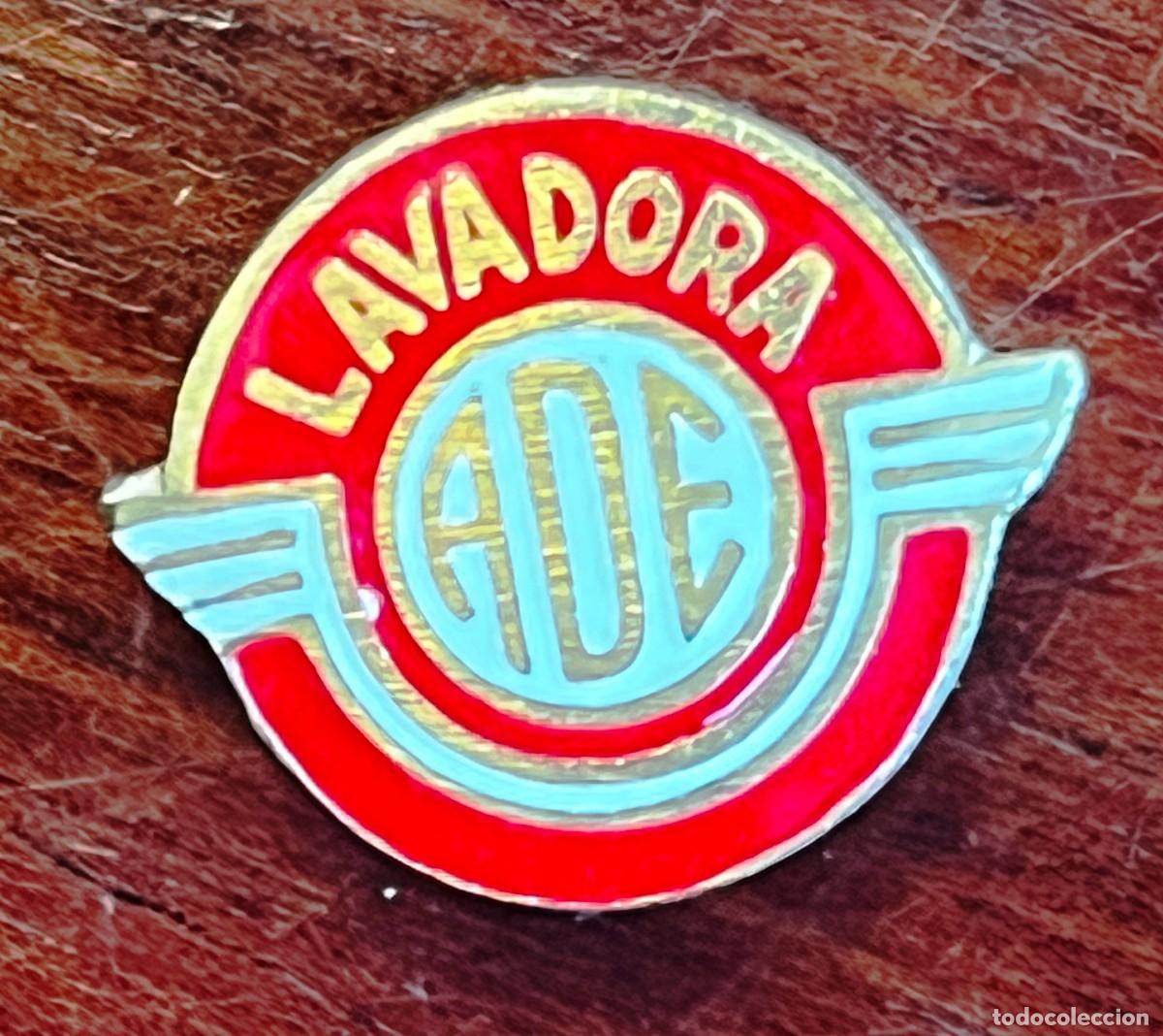 Pins e Spille di collezione: ANTIGUA INSIGNIA, PIN PARA OJAL, DE LAVADORA ADE