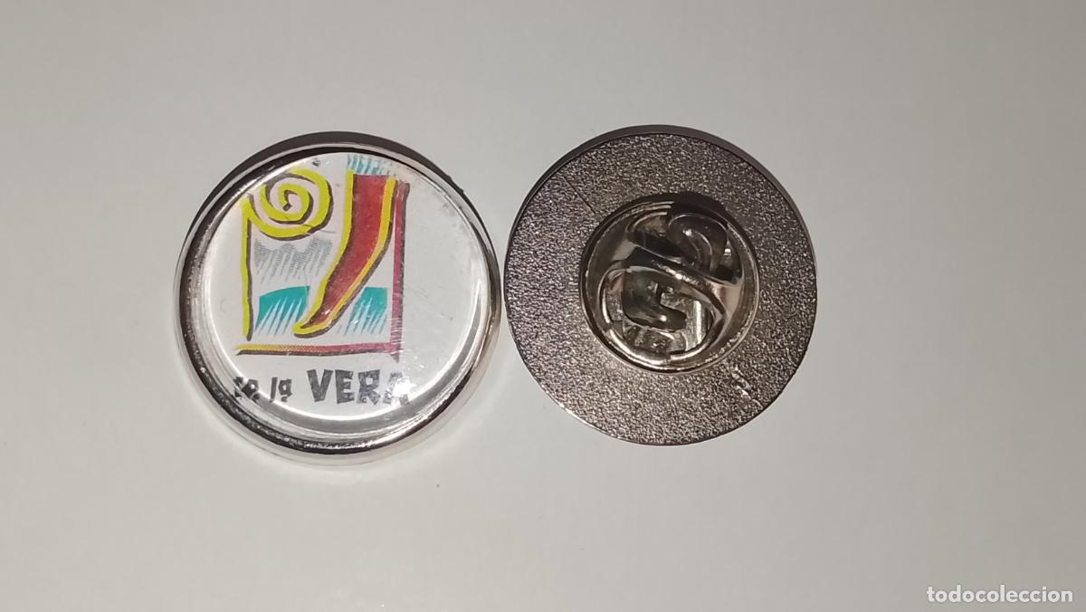 Pins de colecci&oacute;n: pin redondo metal la ferreteria - PIMENTON DE LA VERA