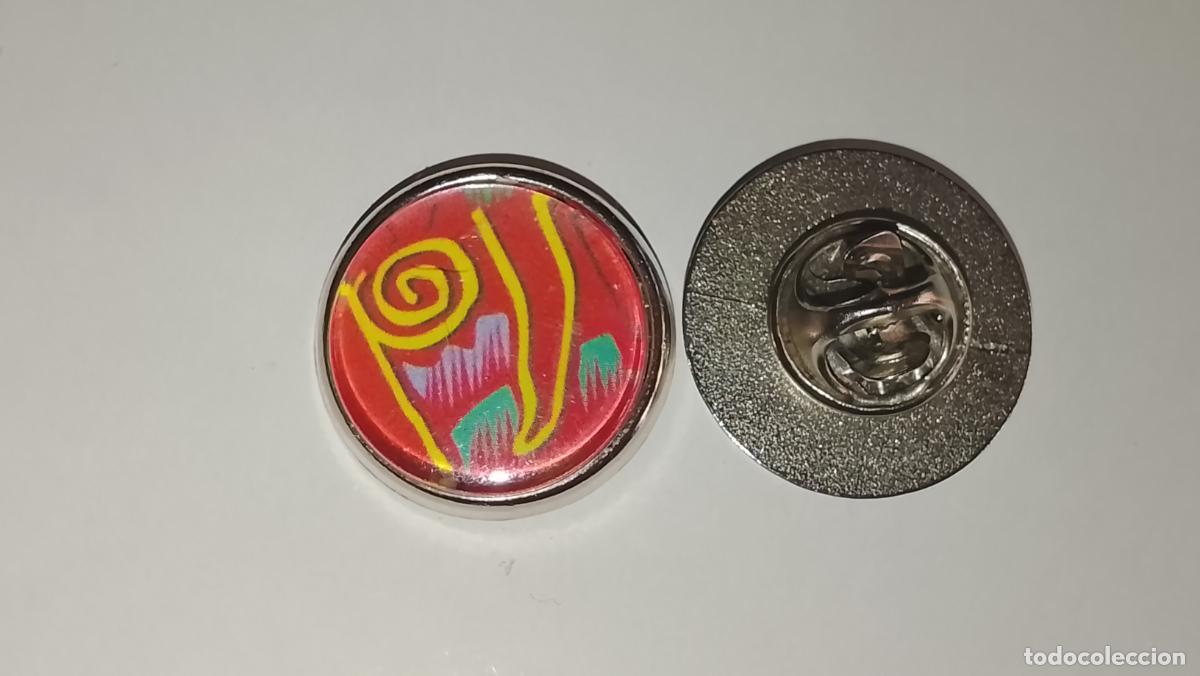 Pins de colecci&oacute;n: pin redondo metal la ferreteria - PIMENTON DE LA VERA CONDIMENTO ALIMENTICIO ESPECIAS