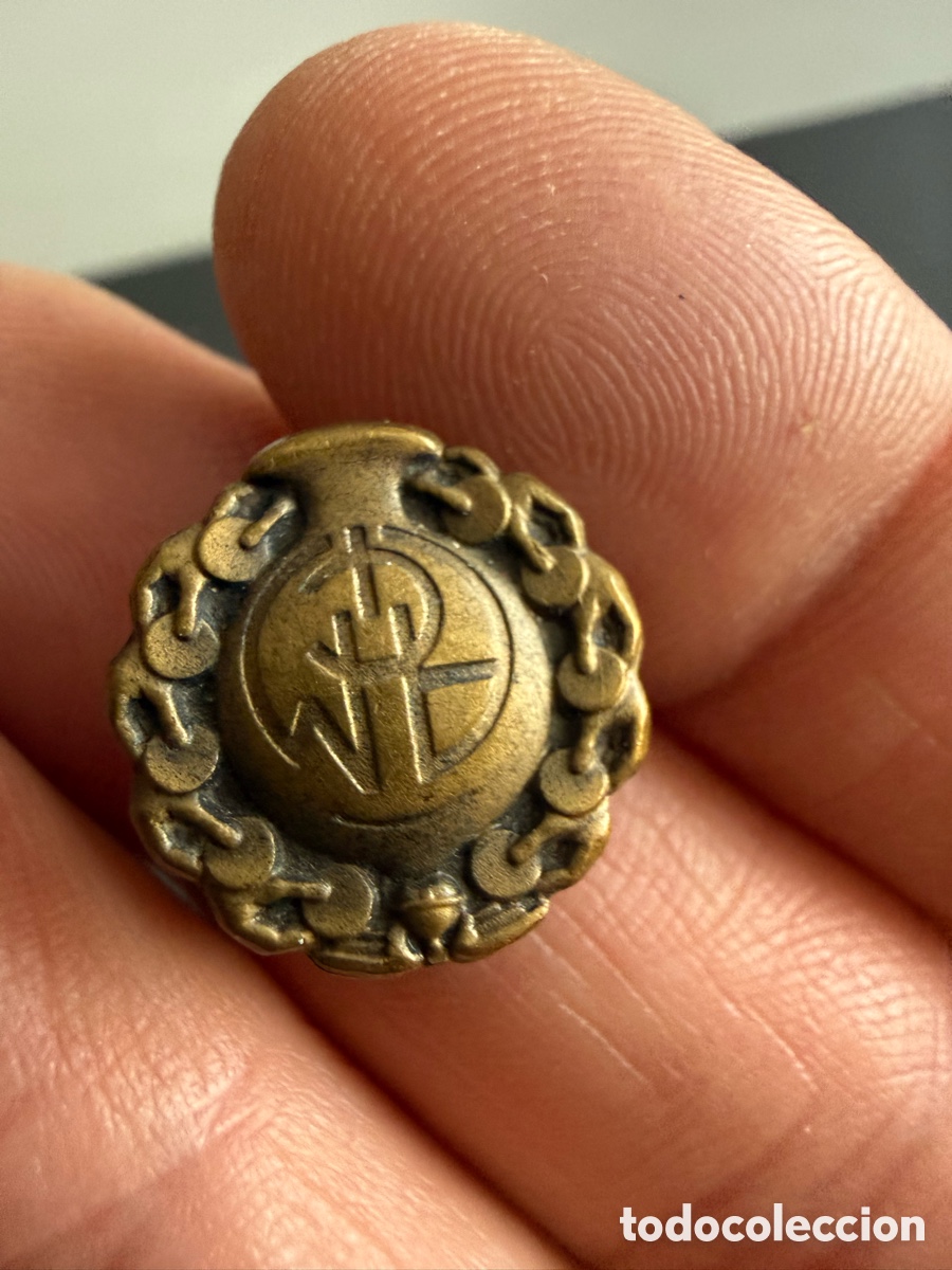 Pins de colecci&oacute;n: INSIGNIA OJAL AGRUPACI&Oacute;N MUTUA COMERCIO. E. INDUSTRIA.