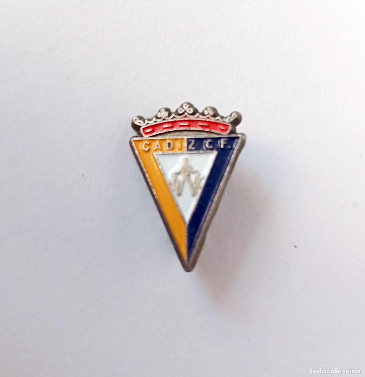 Pins de colecci&oacute;n: COLECCIONISMO FUTBOL - PIN ESCUDO DEL C&Aacute;DIZ C.F.