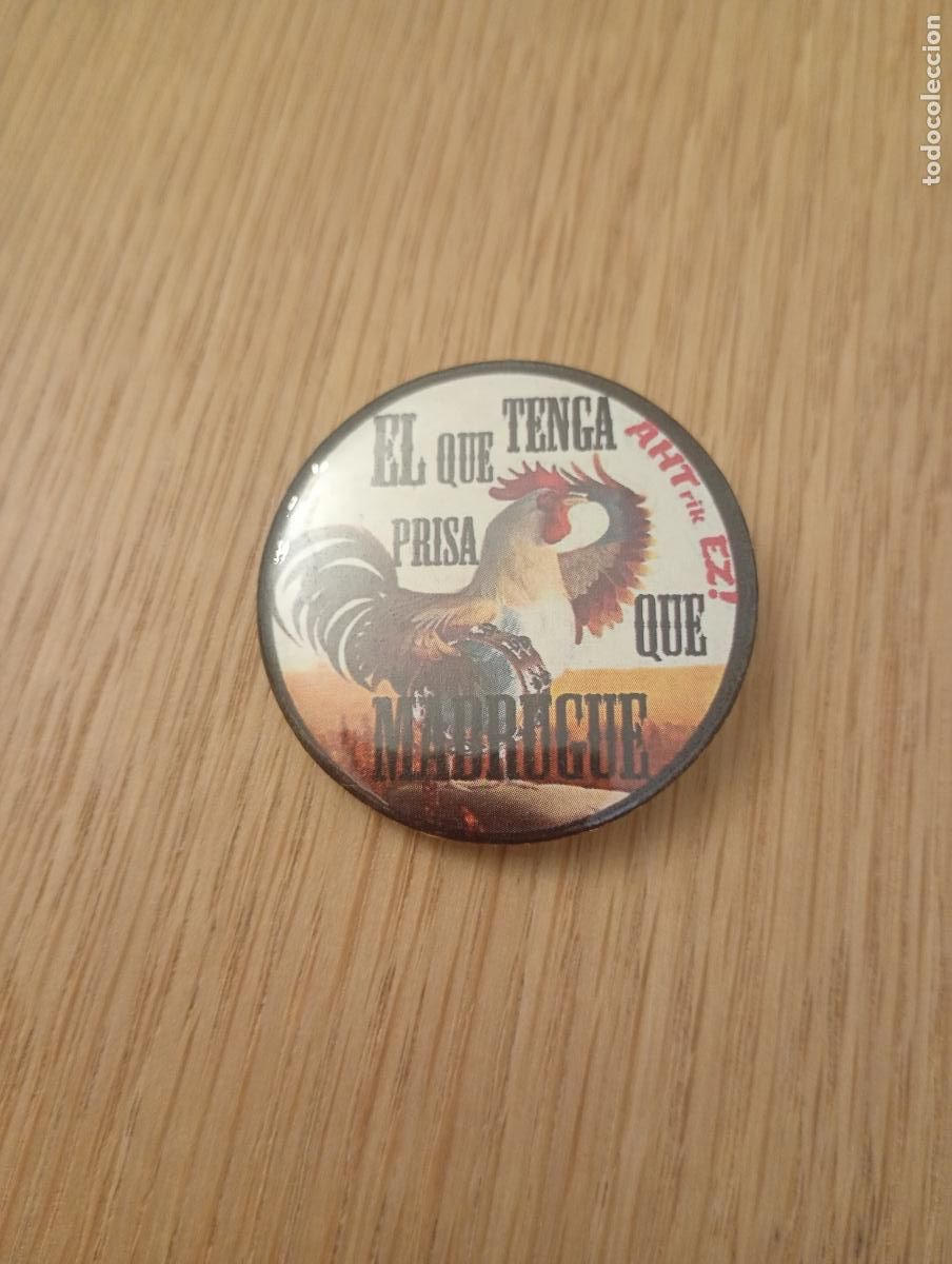 Pins de cole&ccedil;&atilde;o: Chapa de imperdible pol&iacute;tica. Izquierda abertzale. Tama&ntilde;o mediano. (Pin pol&iacute;tico)
