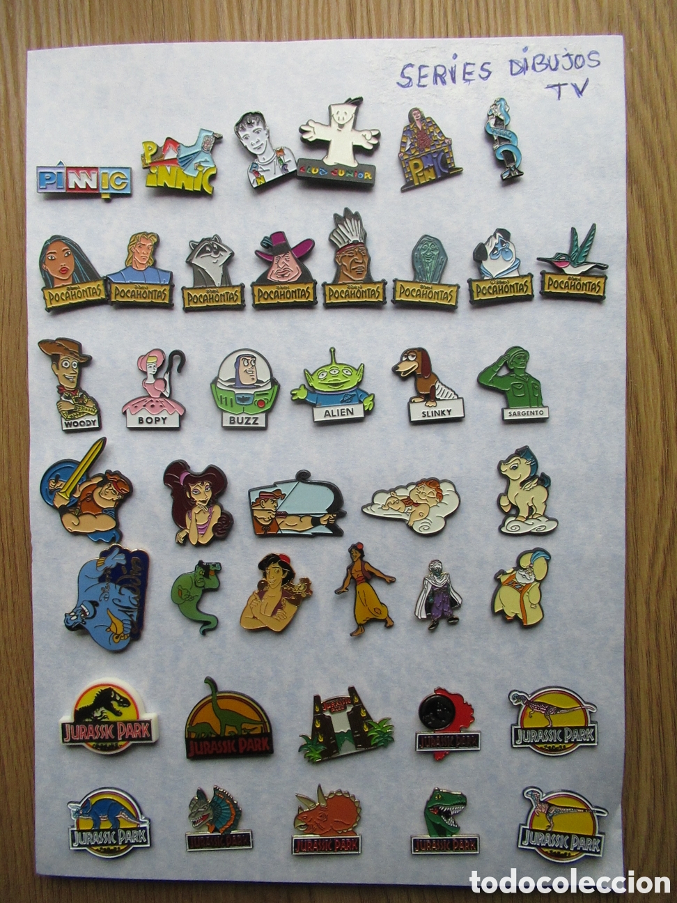 Pins de colecci&oacute;n: Lote pins dibujos series