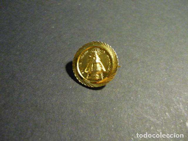 Pins de colecci&oacute;n: VIRGEN DE GUADALUPE CACERES INSIGNIA 1,5 CM