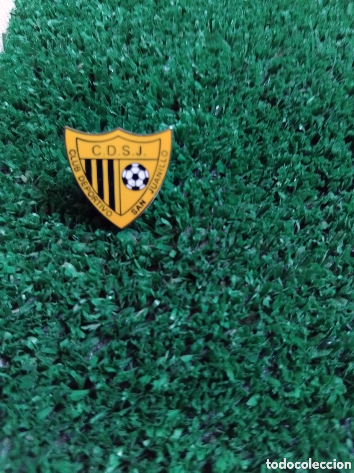 Pins de colecci&oacute;n: pin oficial del C.D. San Juanillo