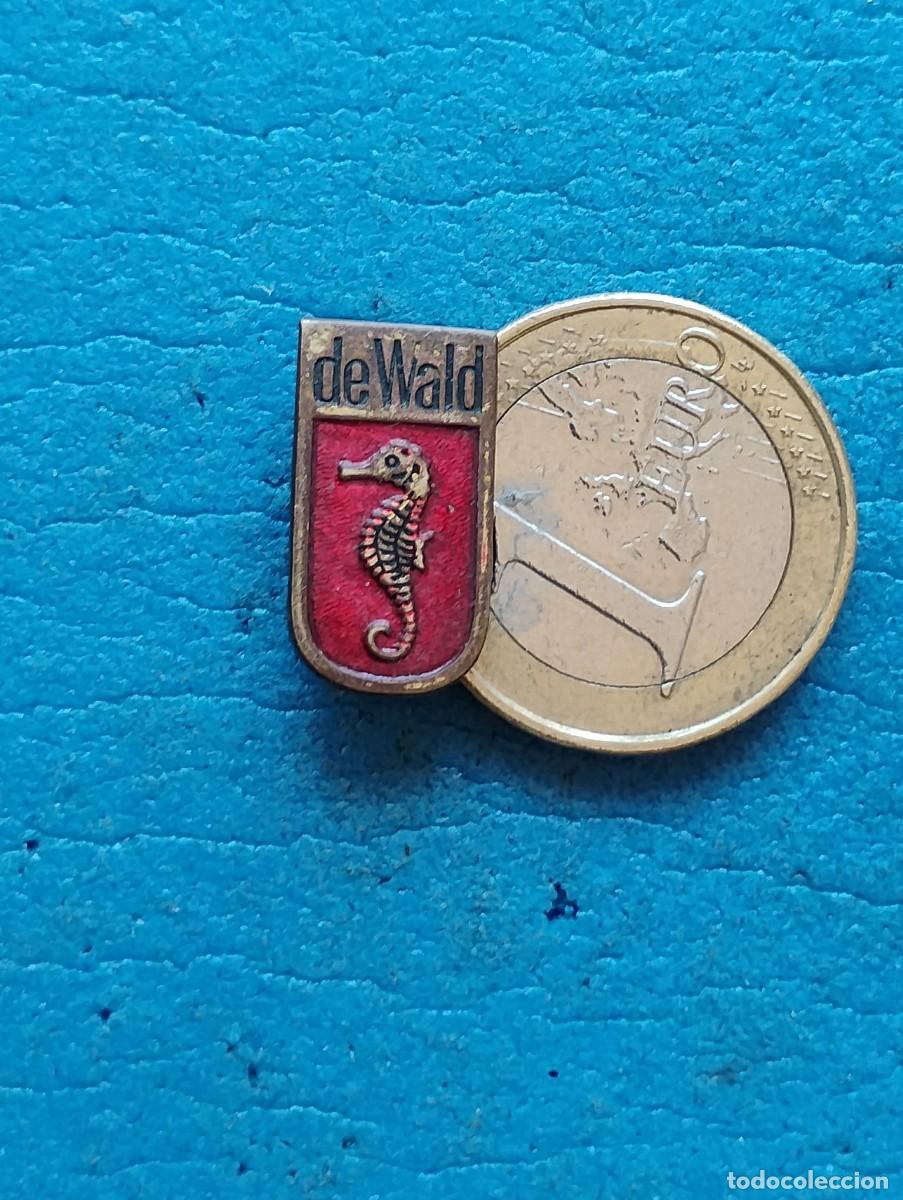 Pins de cole&ccedil;&atilde;o: ANTIGUA INSIGNIA/PIN DE AGUJA IMPERDIBLE - DE WALD - NO PIN