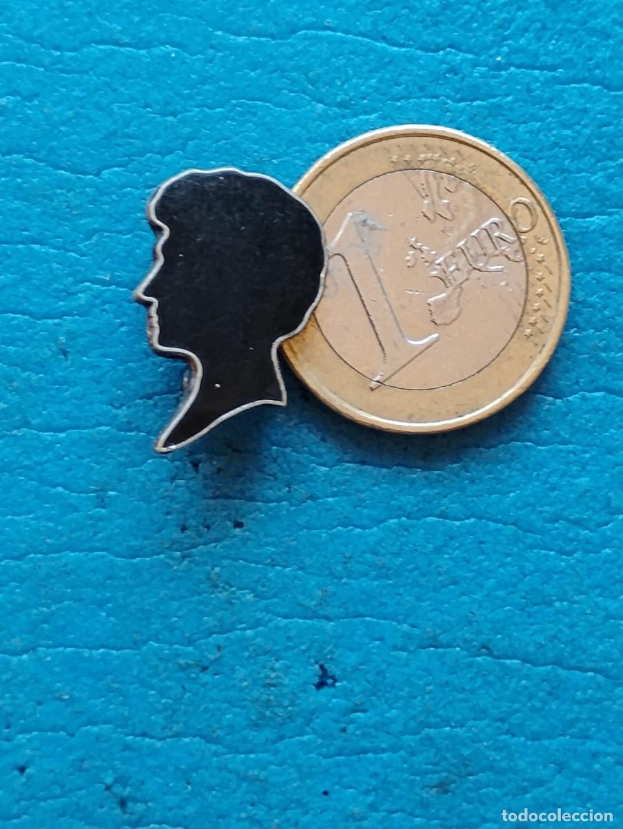 Pins de cole&ccedil;&atilde;o: ANTIGUA INSIGNIA/PIN DE AGUJA IMPERDIBLE - SCHWARZKOPF PROFESSIONAL - (GERMANY) - NO PIN