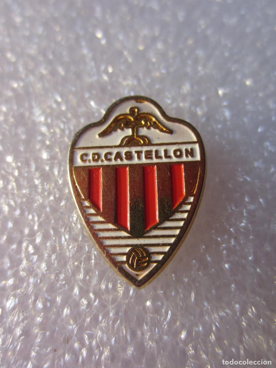 Pin's de collection: Pin Deportes Futbol CD Club Deportivo Castellon
