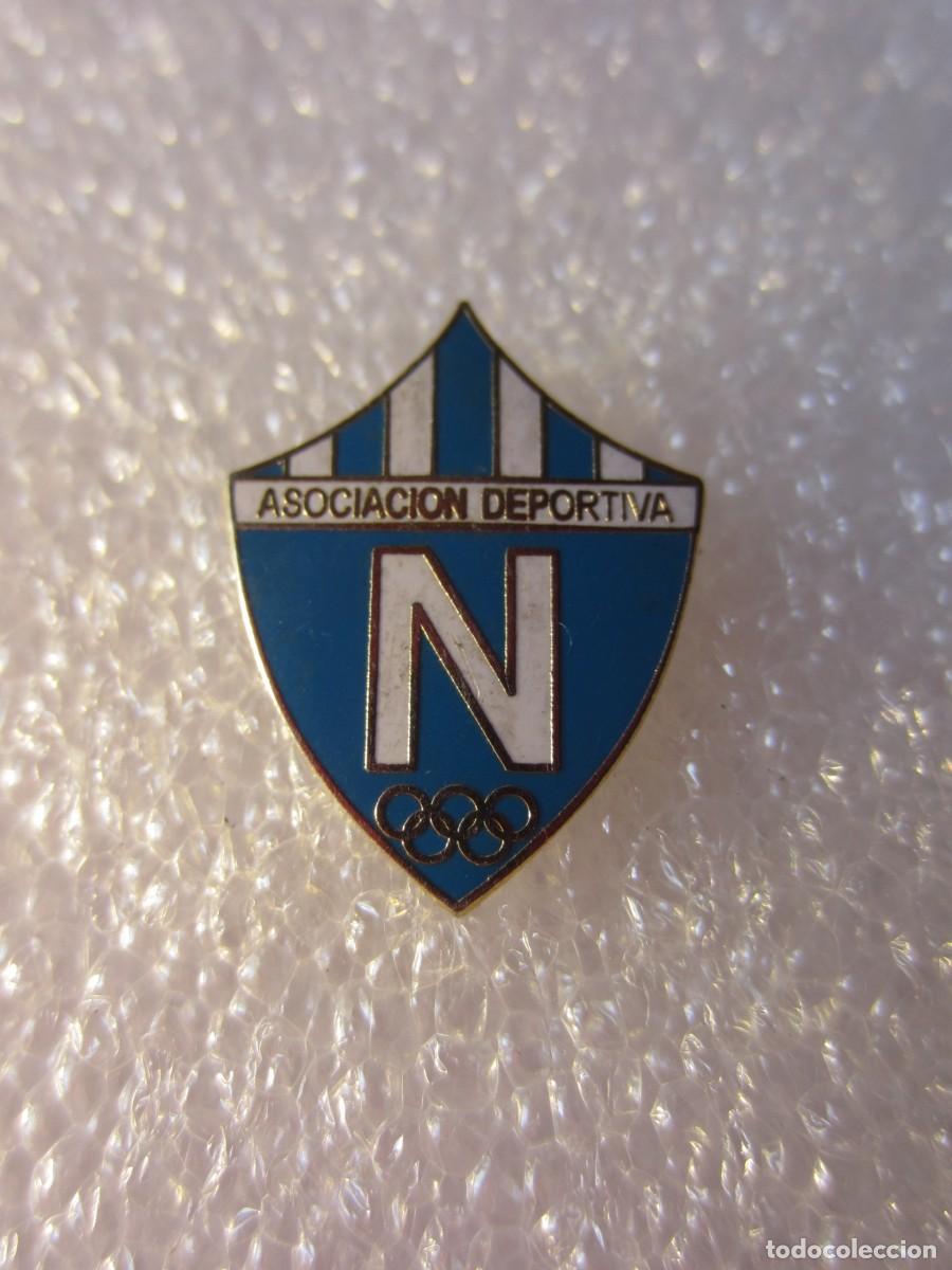 Pins de colecci&oacute;n: Pin Deportes Futbol Asociacion Deportiva Nervion (Sevilla)