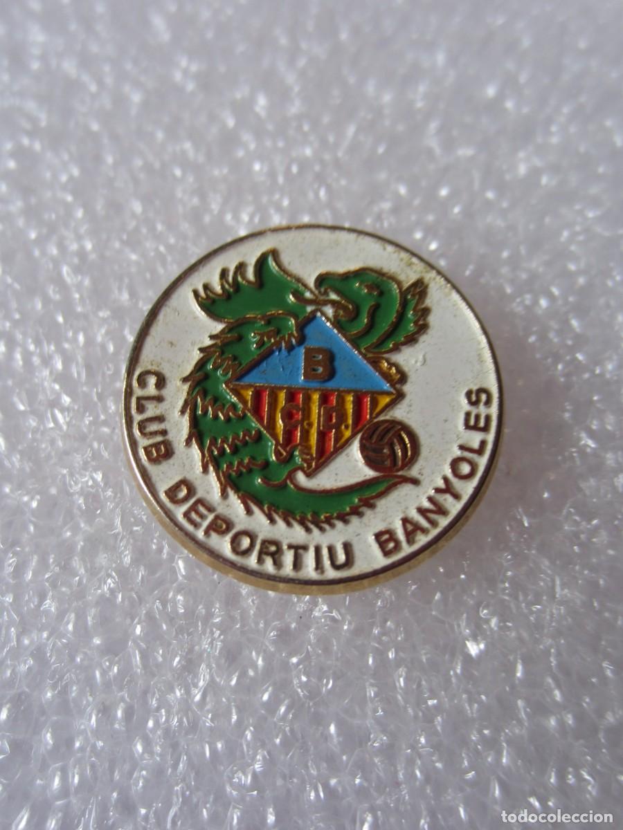 Pins de colecci&oacute;n: Pin Deportes Futbol Club Esportiu Banyoles (Girona)