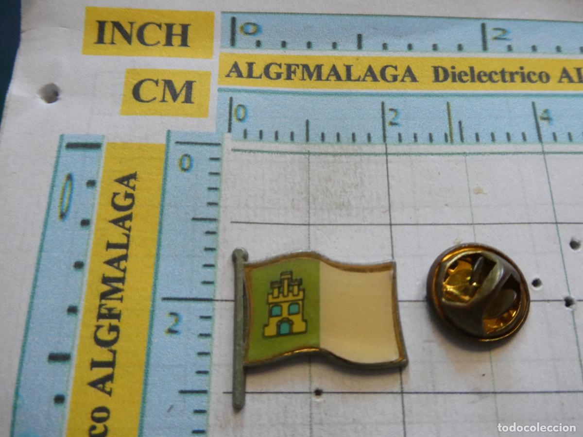 Pins de colecci&oacute;n: PIN DE TURISMO BANDERAS. CASTILLA LA MANCHA