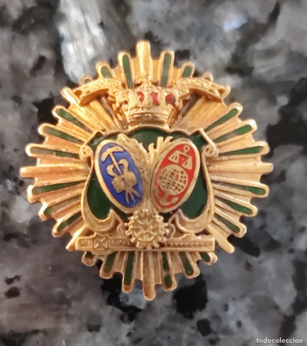 Pins de colecci&oacute;n: Censores Jurados. Insignia de solapa de muy buena factura.