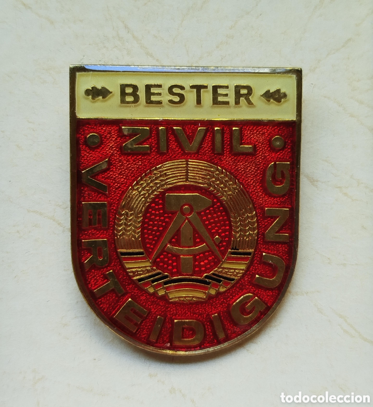 Pins de colecci&oacute;n: Insignia De Excelencia Defensa Civil RDA Militaria DDR Original