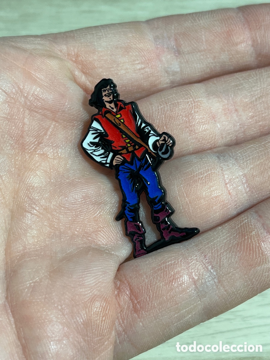 Pins de colecci&oacute;n: (I) Pin de metal Capitan trueno - jabato - corsario de hierro