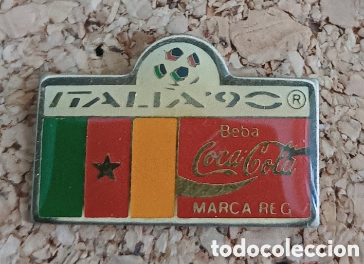Pins de colecci&oacute;n: PIN COCA COLA - MUNDIAL ITALIA 90 - CAMER&Uacute;N