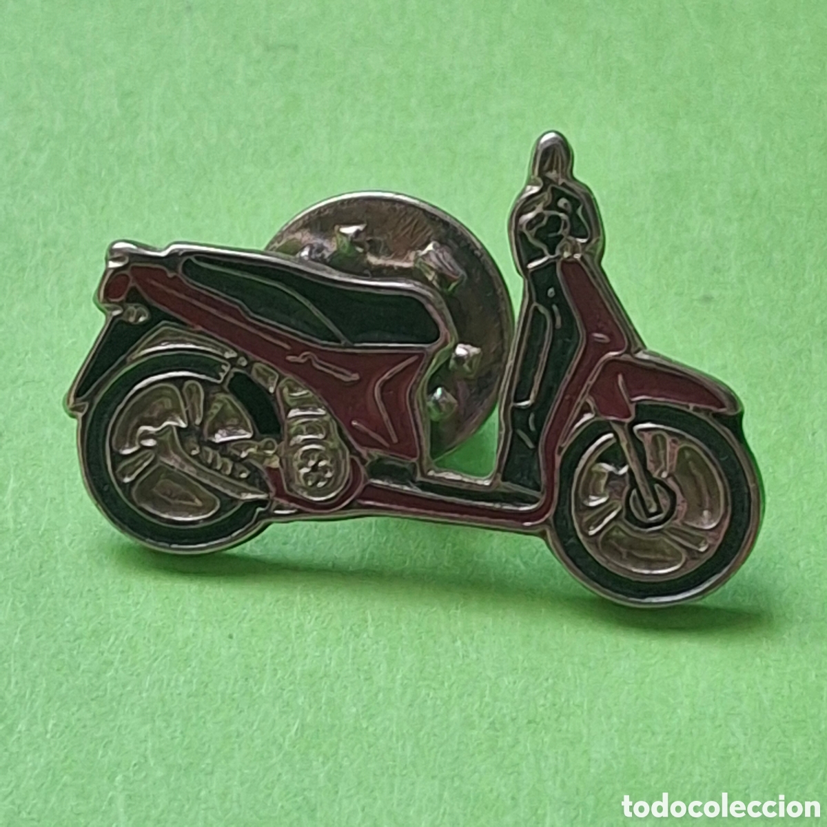 Pins de colecci&oacute;n: PIN - HONDA SH SCOOPY - MOTO MOTOCICLISMO TEMATICA MOTOR MOTORCYCLE GP