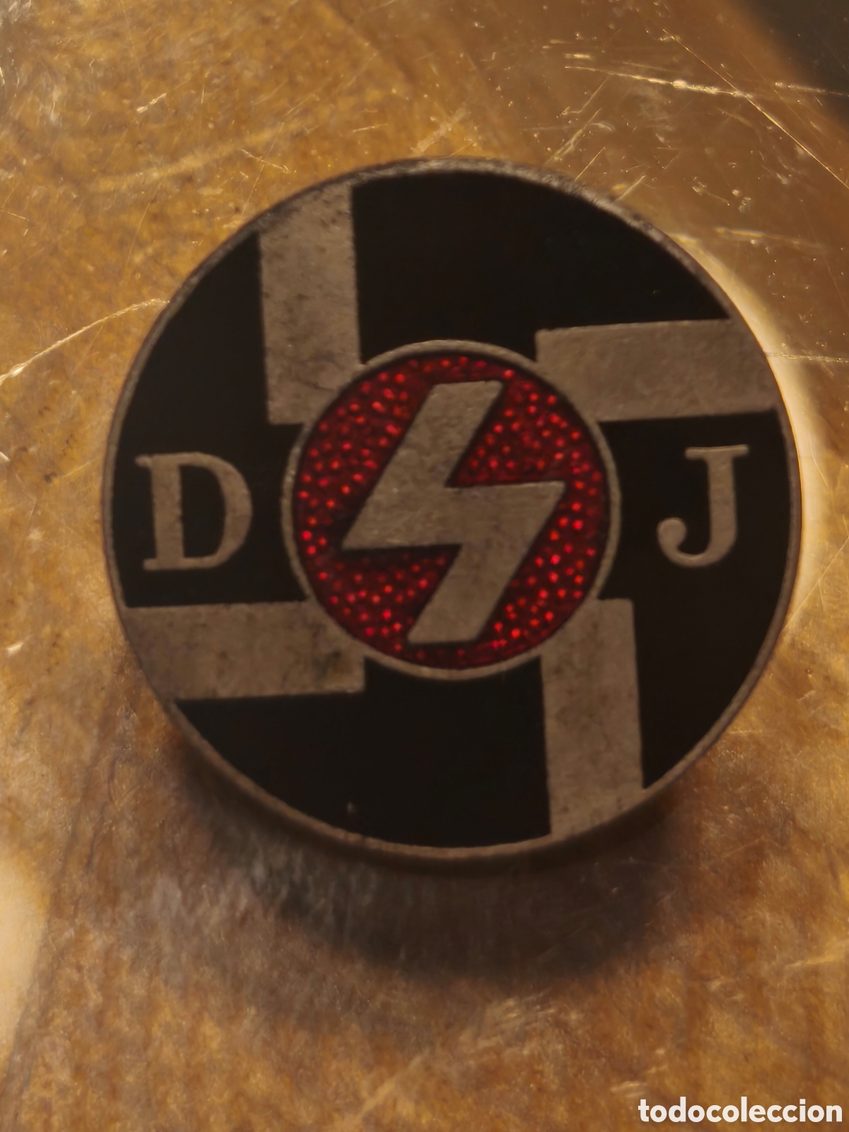 Pins de colecci&oacute;n: Insignia Alemana DJ Deutsches Jungvolk RZM M1/72 Esmalte Hist&oacute;rico Coleccionismo Militar
